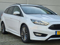 Ford-Focus-1